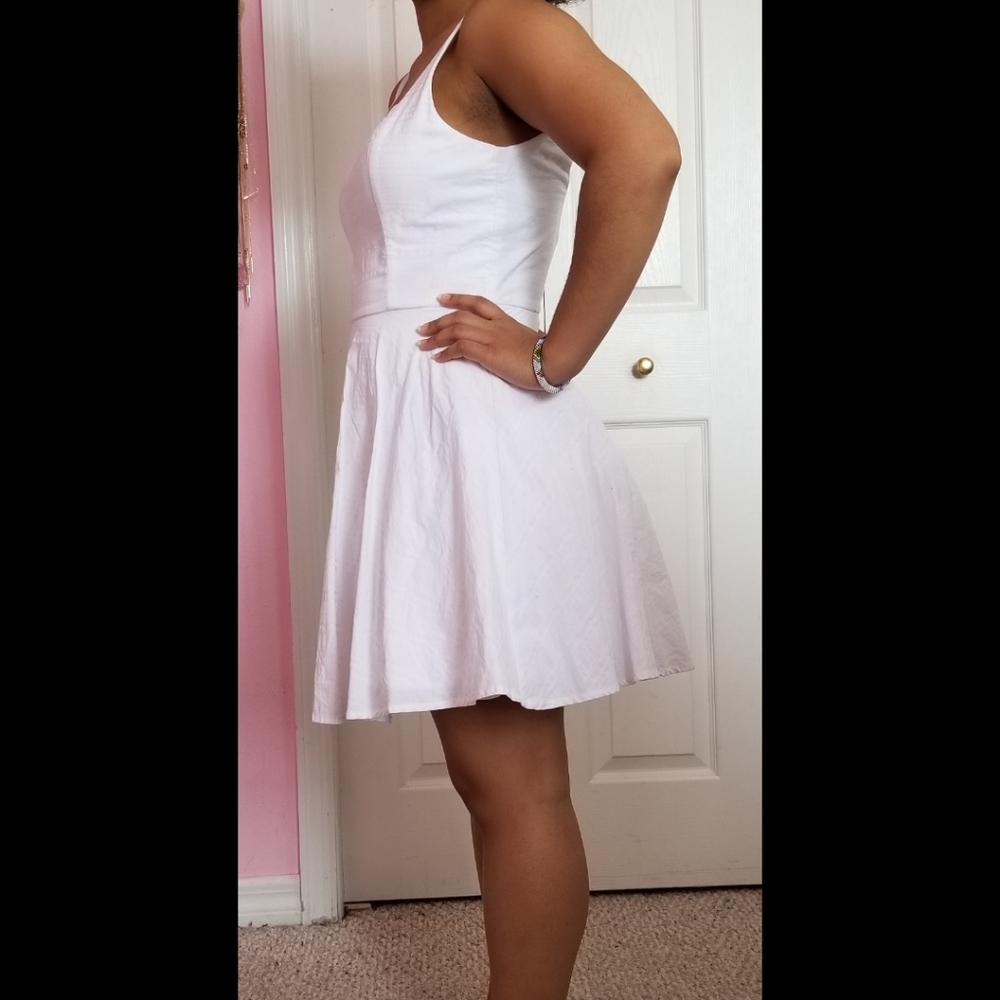 Dress - Picture 3 of 5